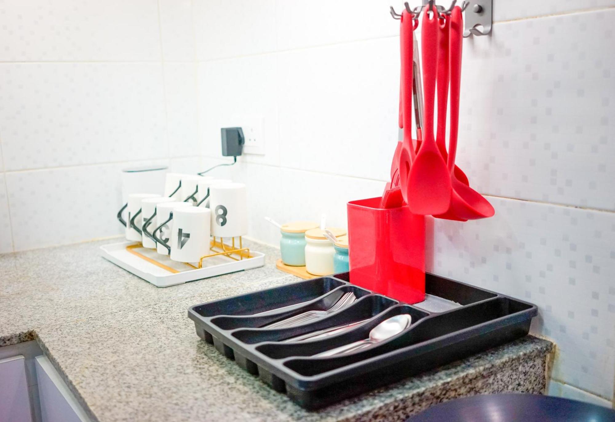 Student Accommodation - 292 Hennessy Road Hongkong Eksteriør bilde