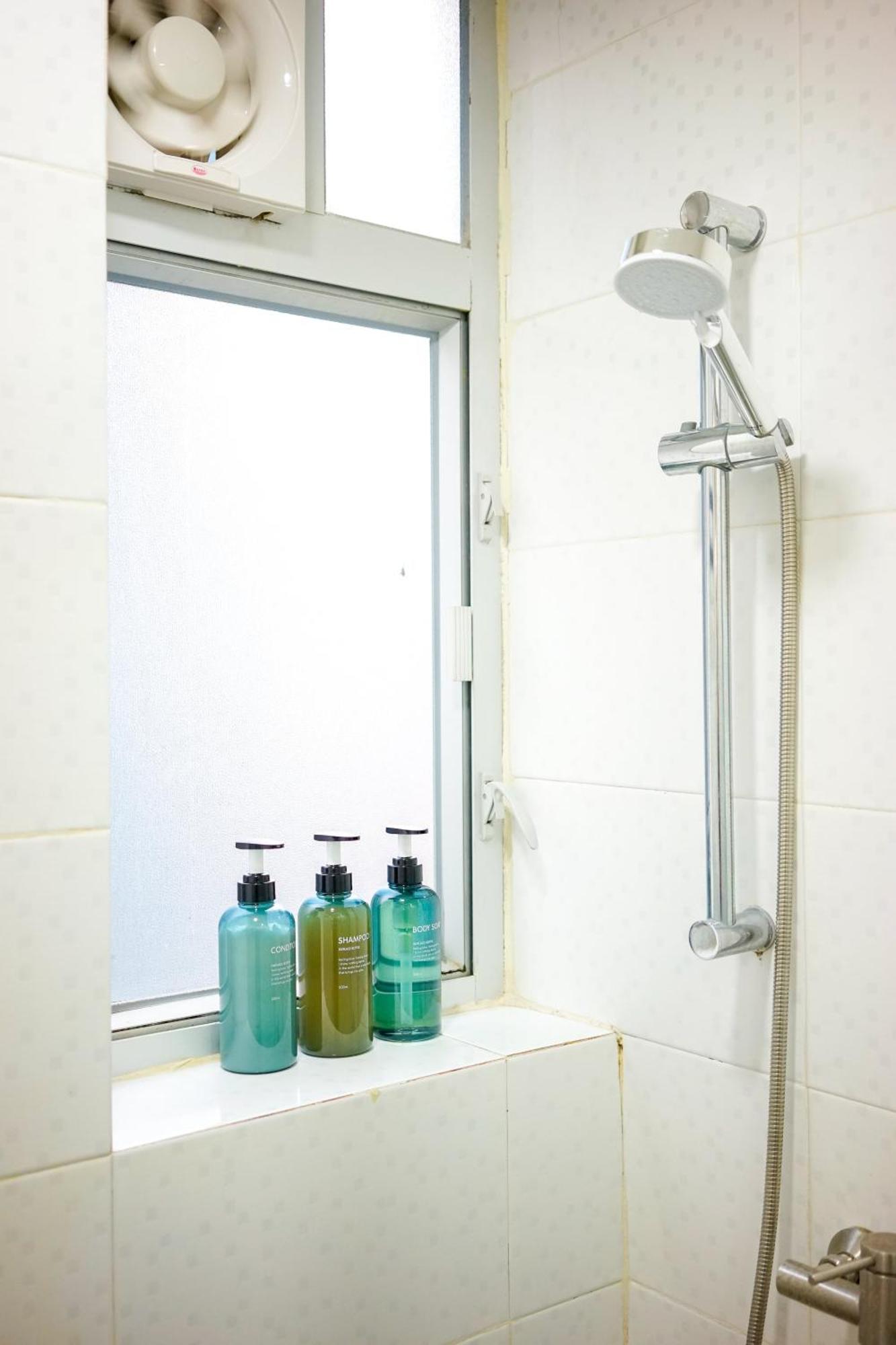 Student Accommodation - 292 Hennessy Road Hongkong Eksteriør bilde